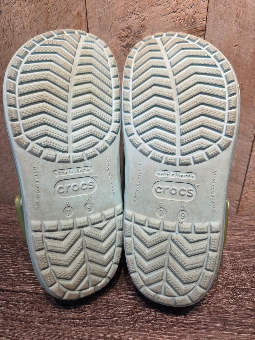 Crocs Crocband Ice Pop Clogs Ice Blue/Green RARE Fun Unique Color Size 7M 9W - Picture 9 of 9